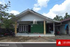 rumah pinggir jalan apel pontianak