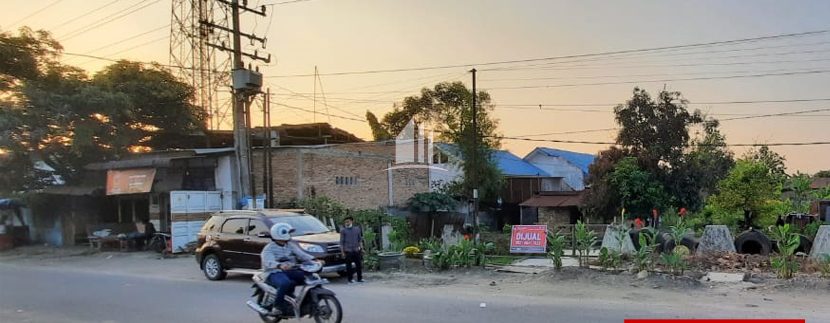 tanah jl. lintas sumatera
