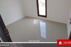 kamar tidur utama villa mandiri