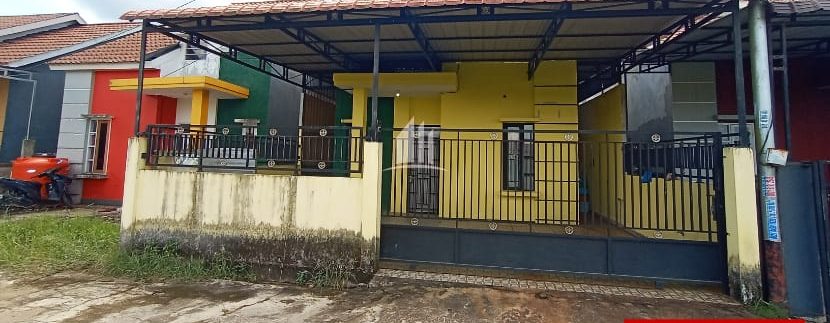Rumah Second Parit H. Muksin, Tampak Depan