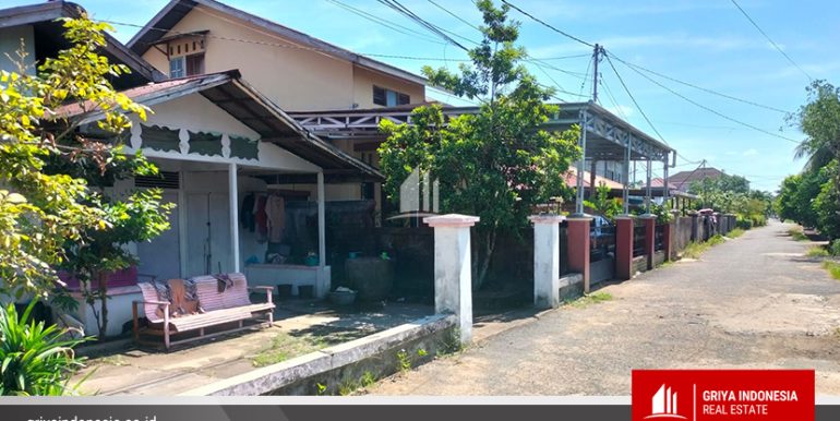 Rumah Hadap Timur di Kotabaru Pontianak